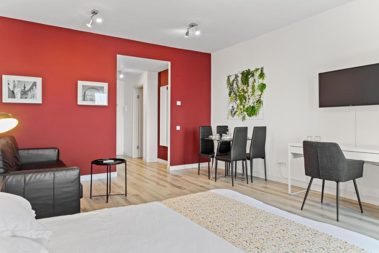 Aquarius: Upscale Flat In The Heart Of Bucharest! Apartment Luaran gambar