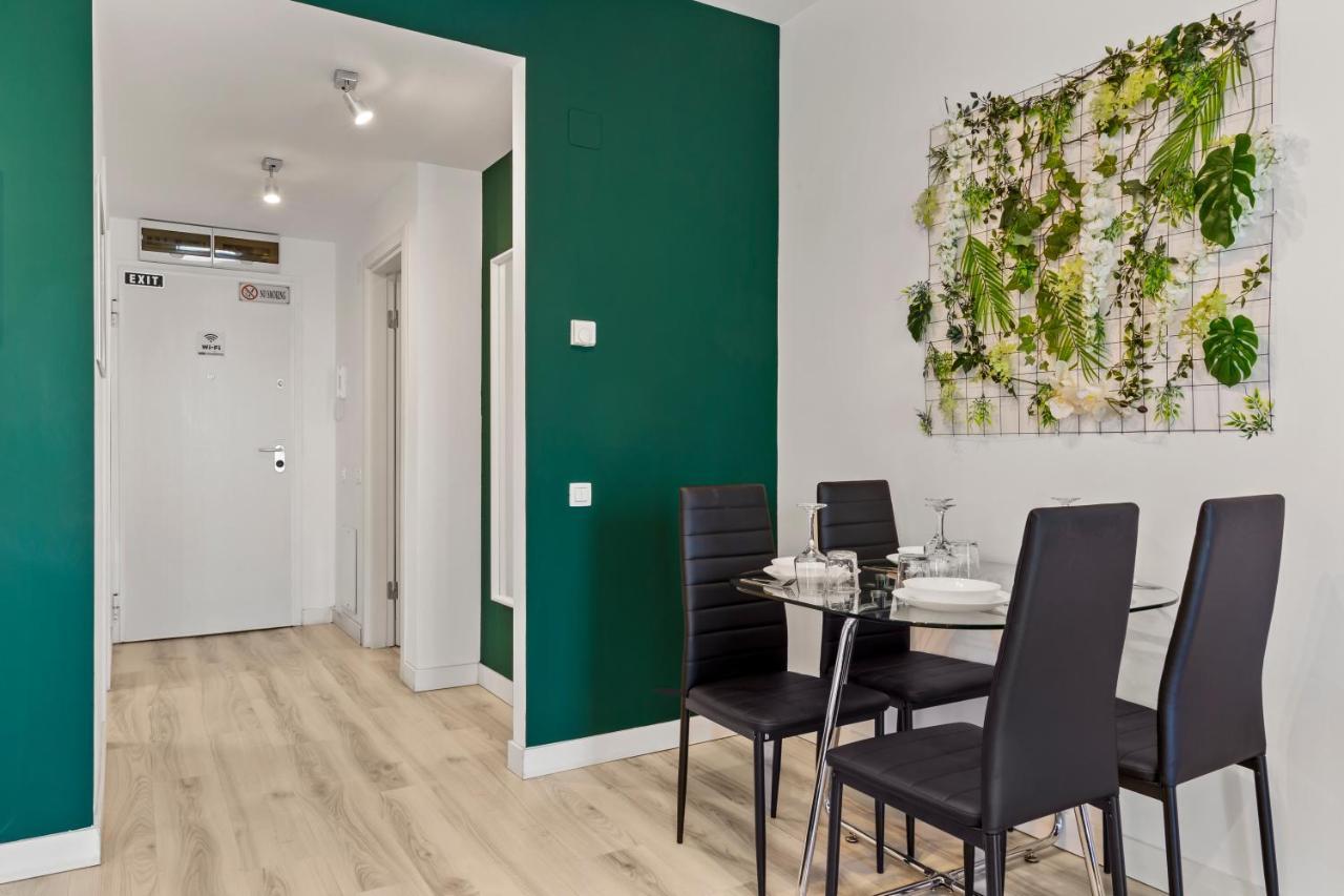 Aquarius: Upscale Flat In The Heart Of Bucharest! Apartment Luaran gambar