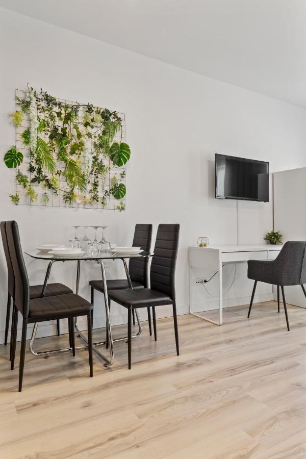 Aquarius: Upscale Flat In The Heart Of Bucharest! Apartment Luaran gambar