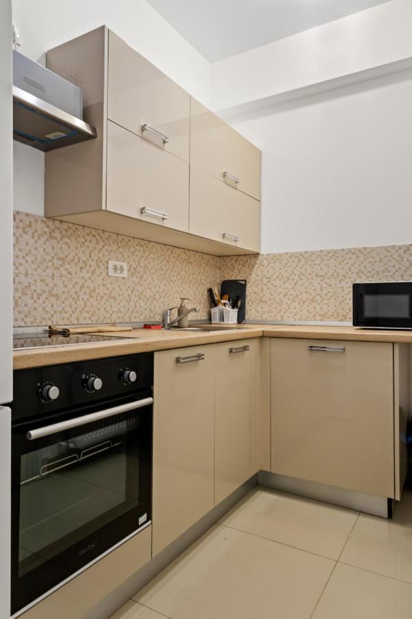 Aquarius: Upscale Flat In The Heart Of Bucharest! Apartment Luaran gambar
