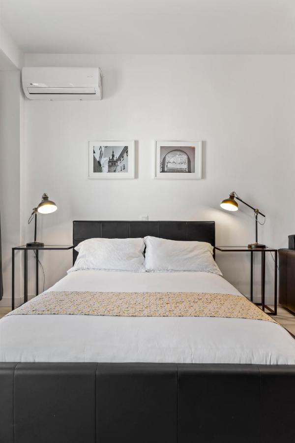 Aquarius: Upscale Flat In The Heart Of Bucharest! Apartment Luaran gambar